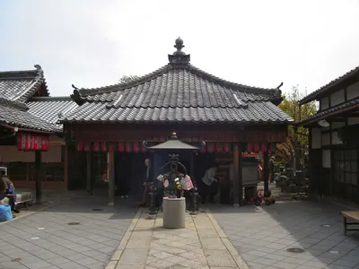 Shakuzou-ji Temple