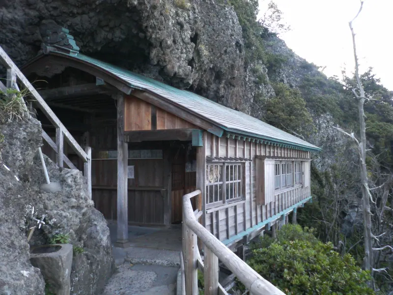 Irō Shrine