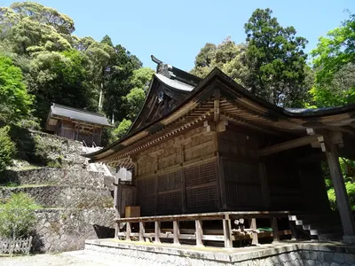 Ishiza Shrine