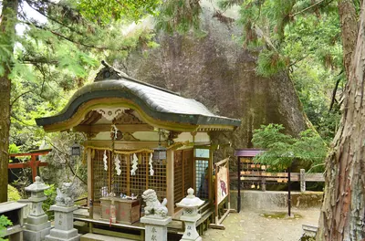Iwafune Shrine