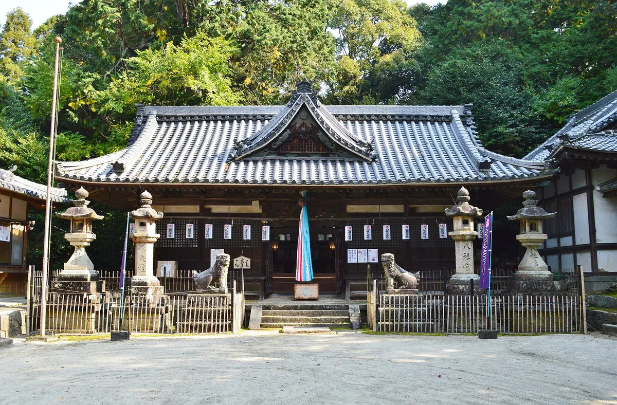 Shinaga Shrine