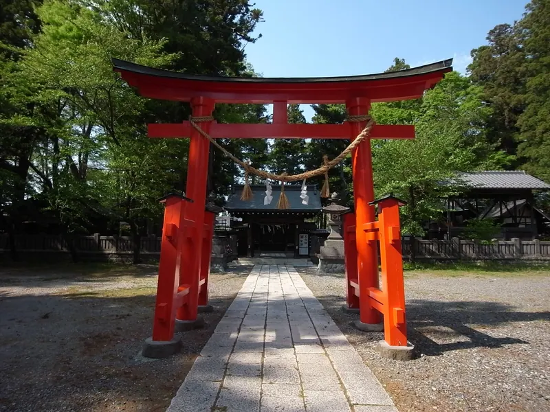 Tsukama Shrine