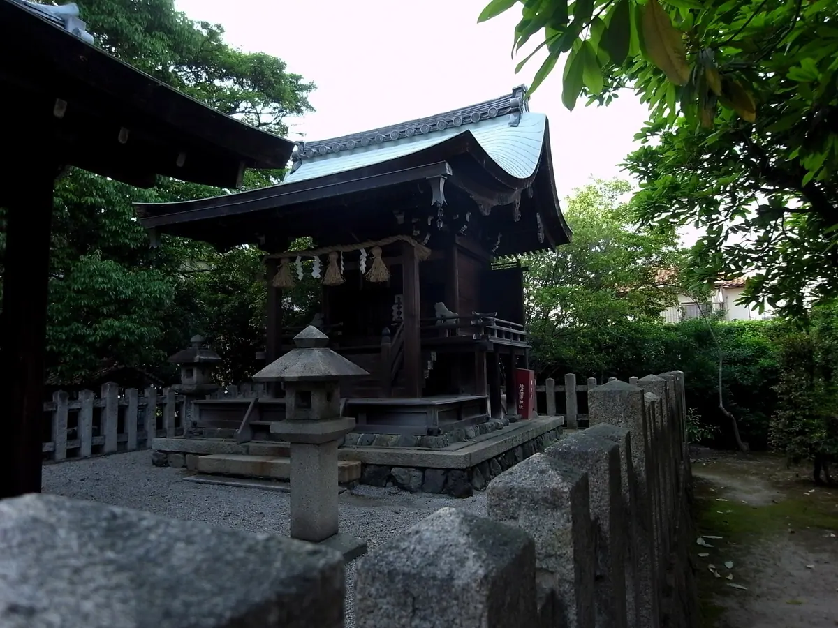 Ayatokunaka Shrine