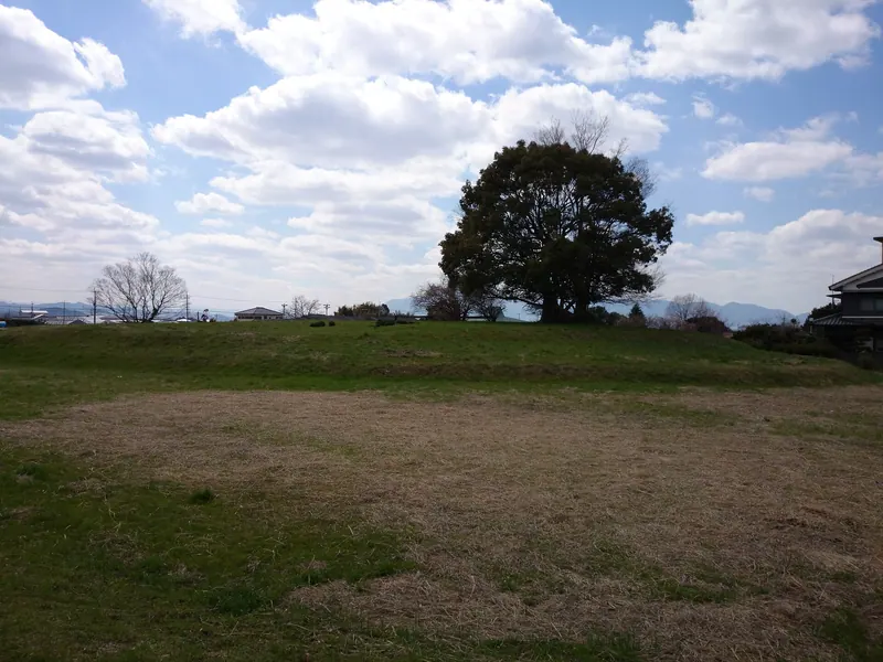 Makimuku Ishizuka Kofun