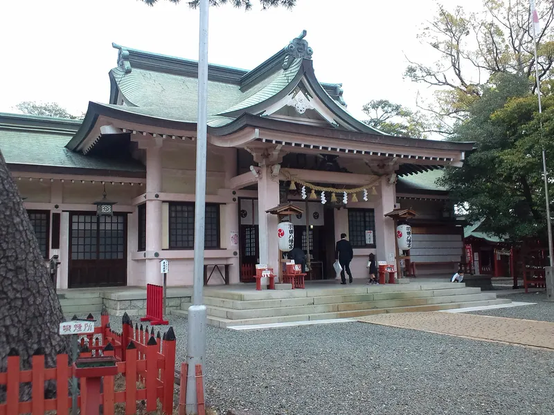 Hada Hachimangū