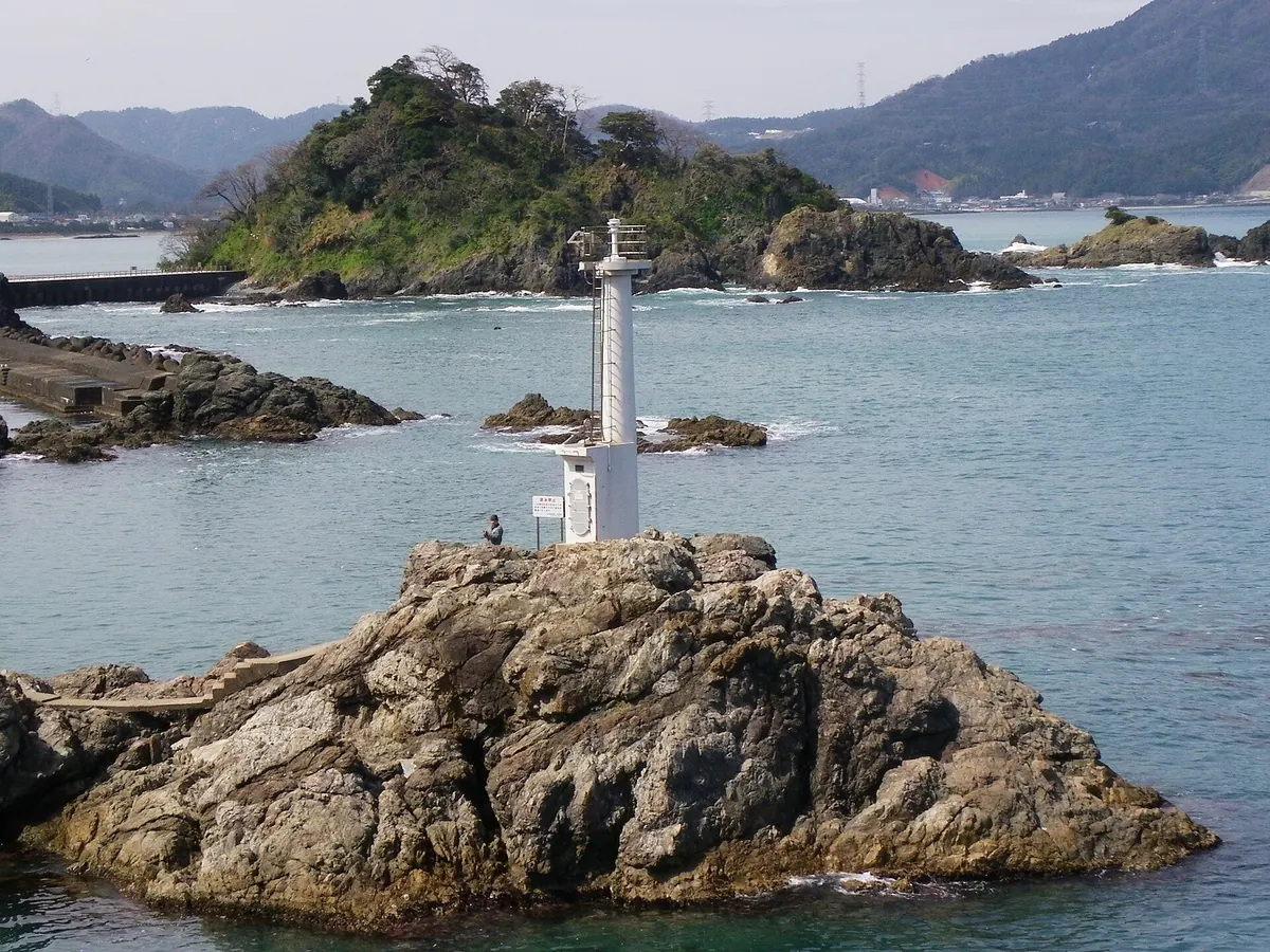 Wakasa Takahama Kōshimatei Lighthouse