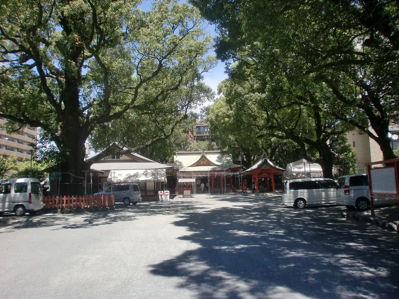 Arata Hachimangū