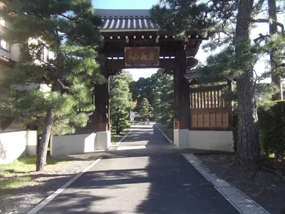 Ren'ei-ji Temple