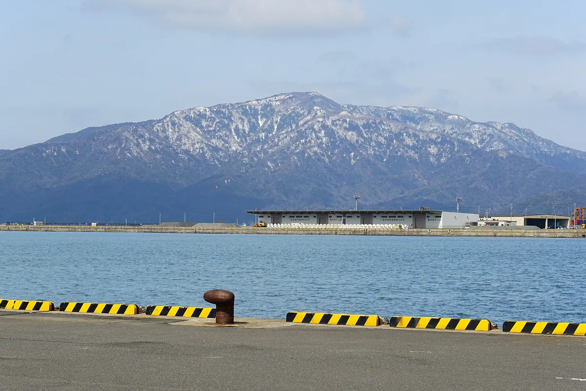 Mount Sazae