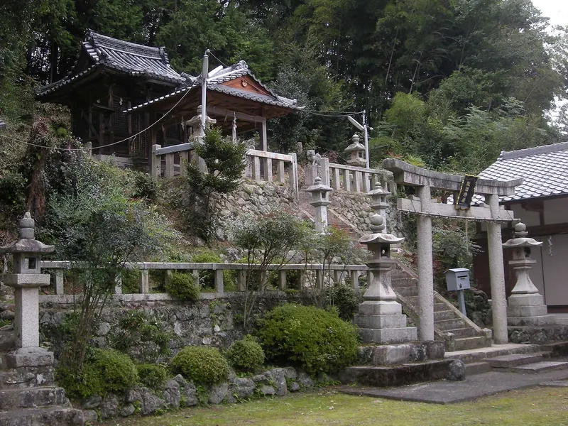 Suwa Shrine (Shimamoto)