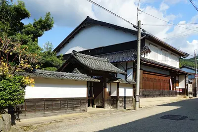 Izushi Shiryōkan