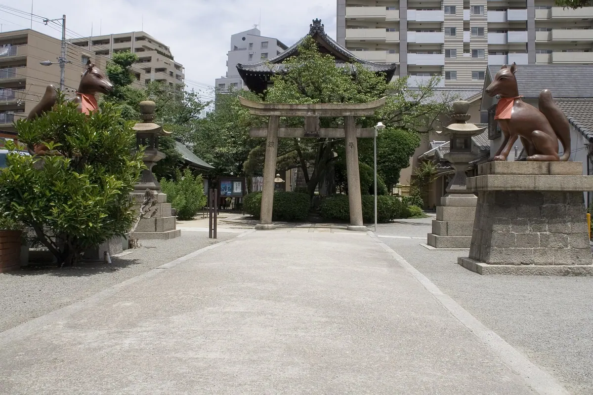Toyokawa Inari Osaka Betsu-in Temple