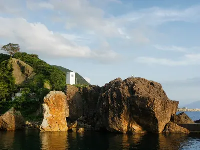 Echizen Shirahama Port Takasa No. 4 Breakwater Beacon