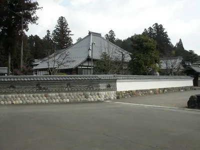 Dōju-ji Temple