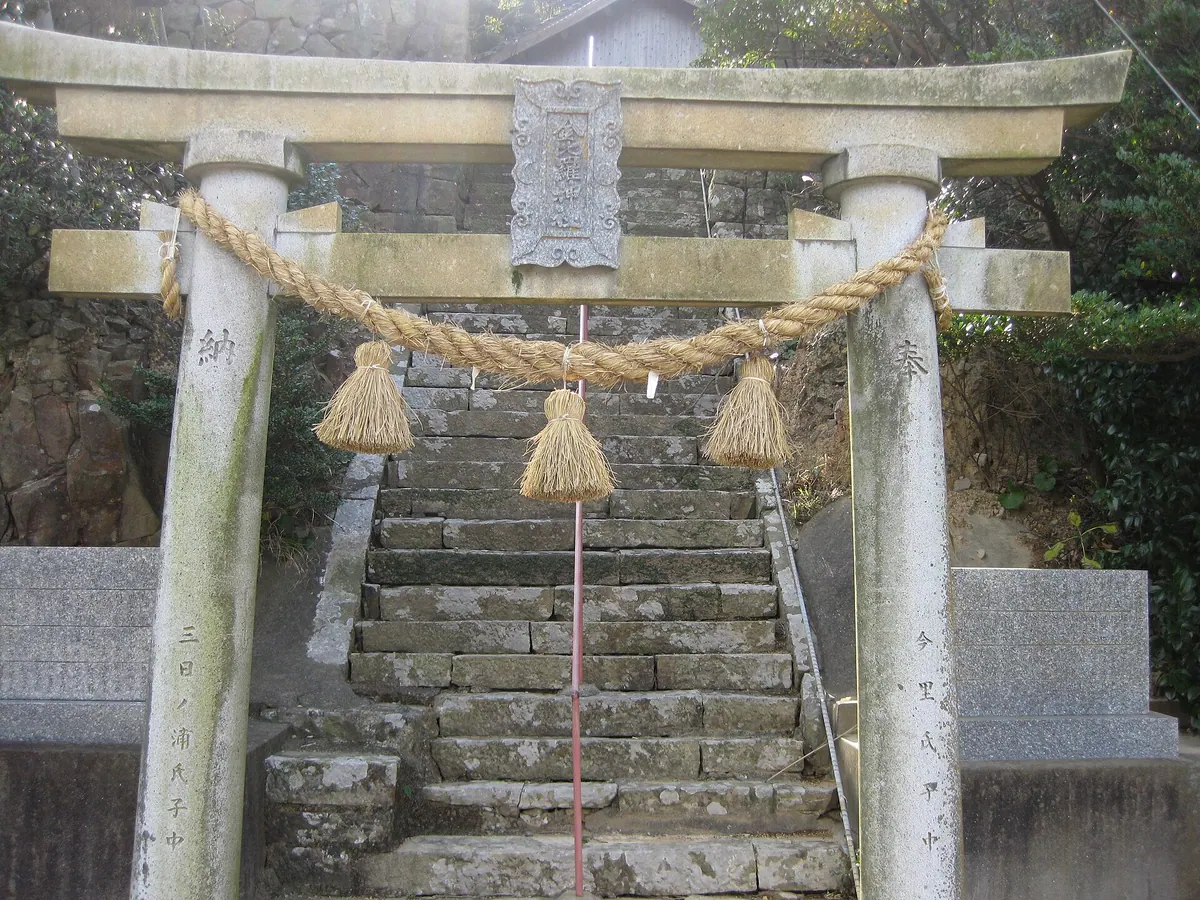 Kotohira Shrine (Shinkamigotō, Mikano-ura-gō)