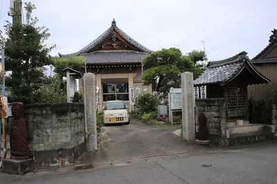 Nagama Yakushi-ji Temple