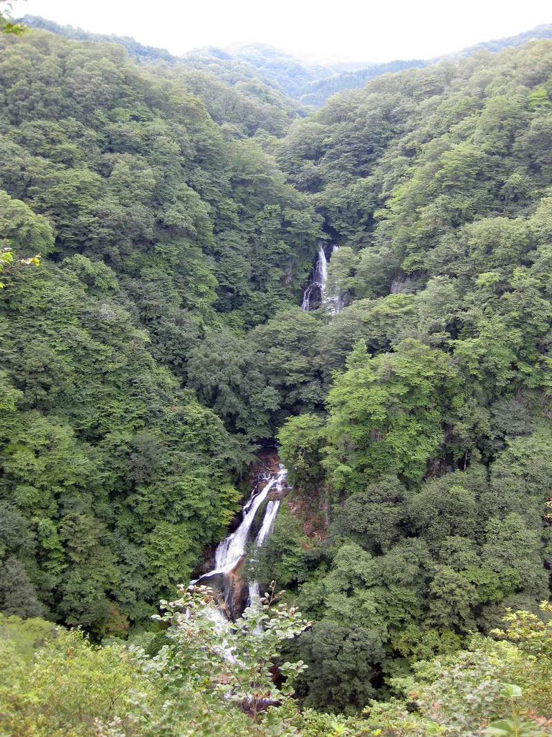Kirifuri Falls