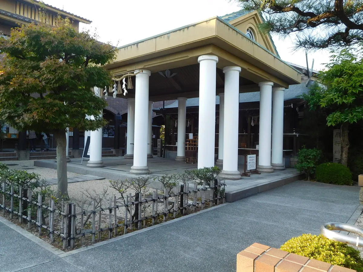 Hikō Shrine