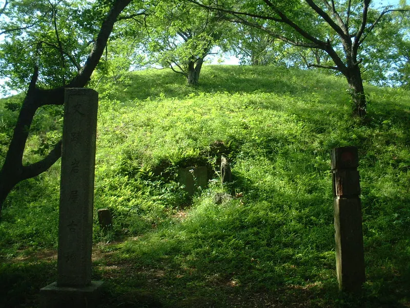 Ryūkakuji Iwaya Kofun