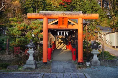 Sakakiyama-Inari Shrine