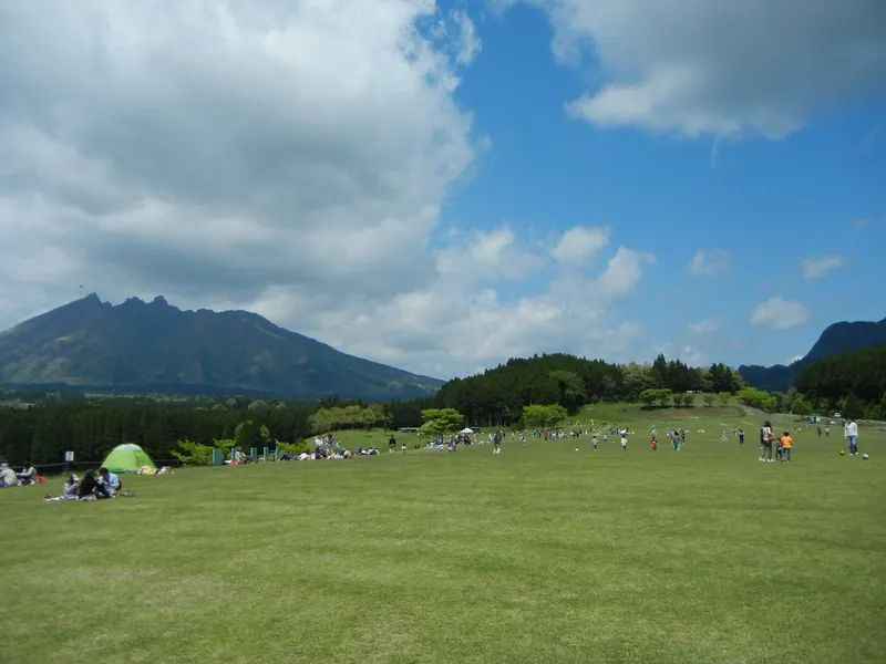 Tsukimawari Park