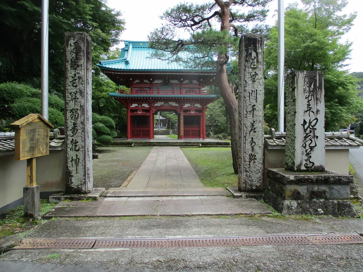 Hokyo-ji Temple