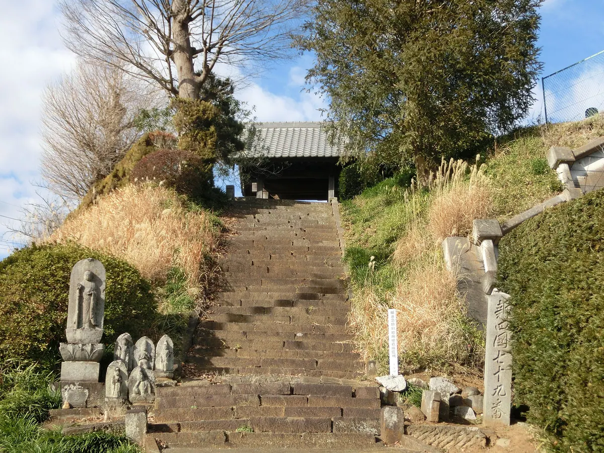 Hoju-in Temple