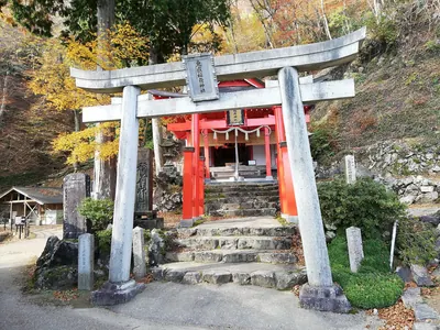 Onitake Inari Shrine