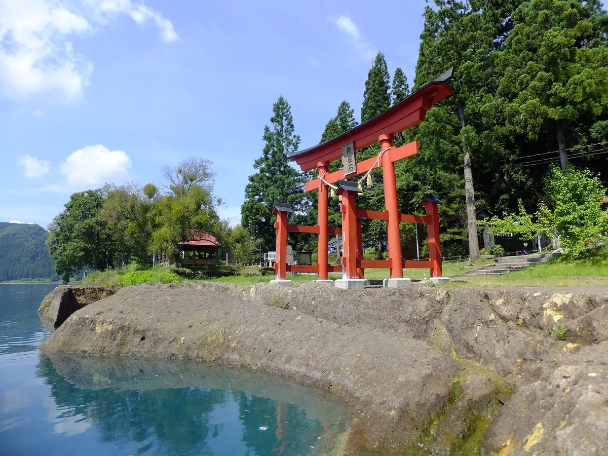 Gozanoishi Shrine