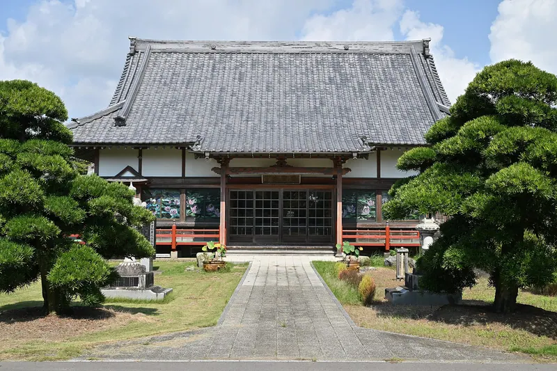 Gokuraku-ji Temple