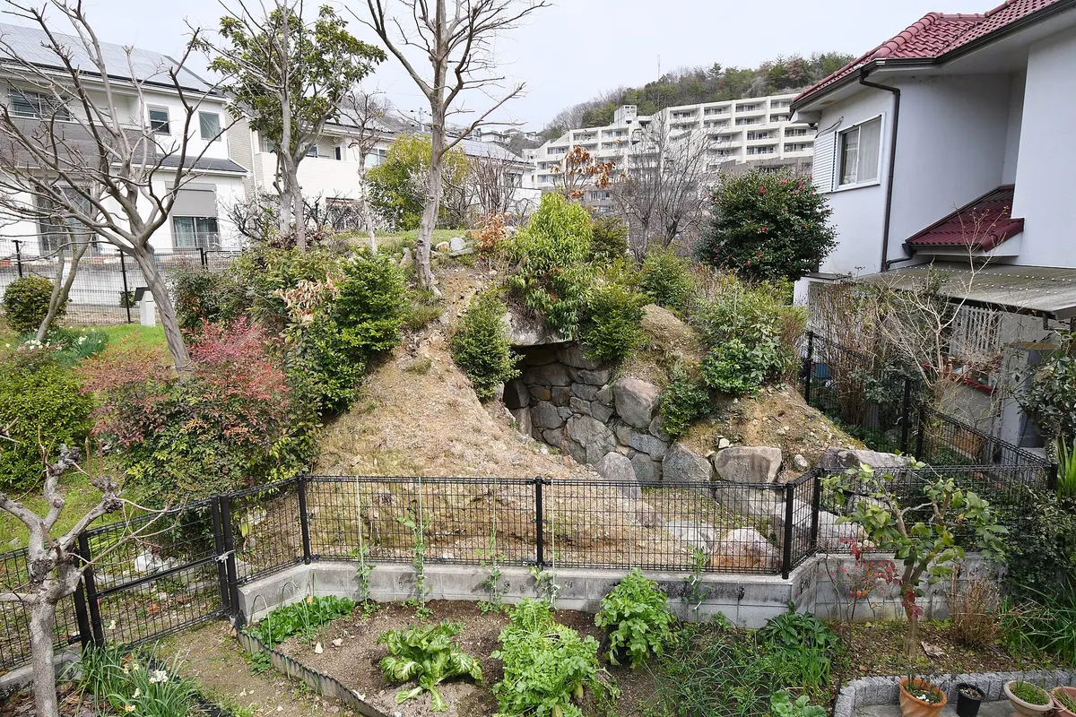 Nakasuji Yamate Higashi No. 2 Burial Mound