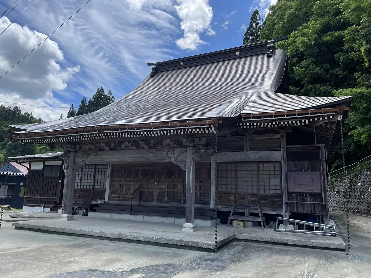 Kenkaku-ji Temple