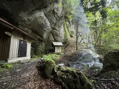 Yoshitaki Shrine