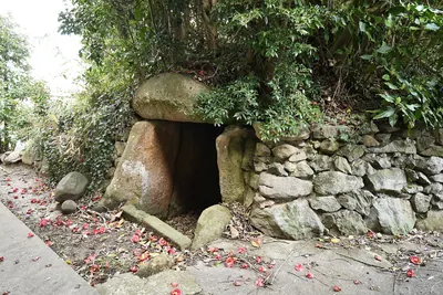 Asakumi Iwaya Kofun
