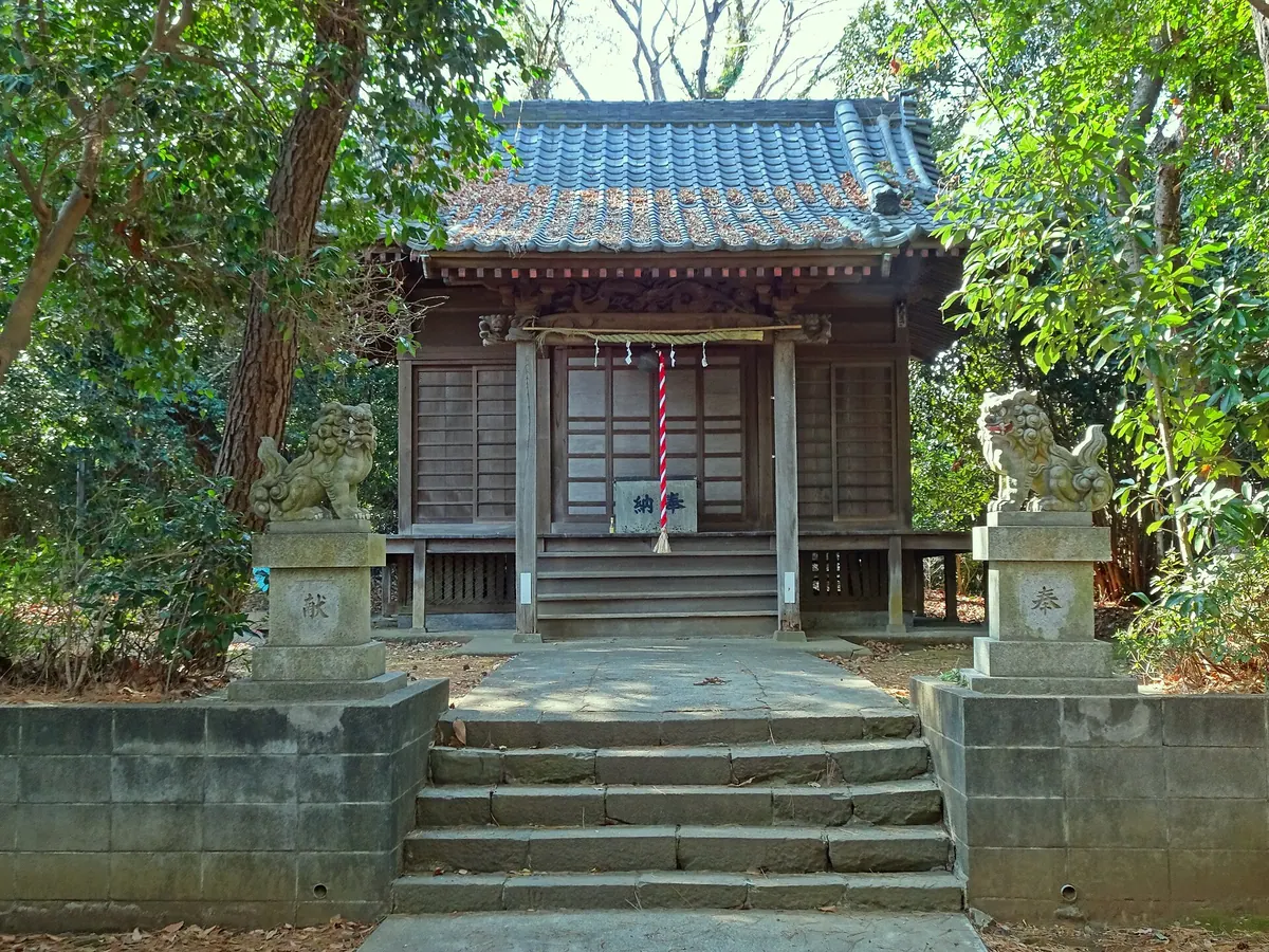 Kaminakazato Shrine