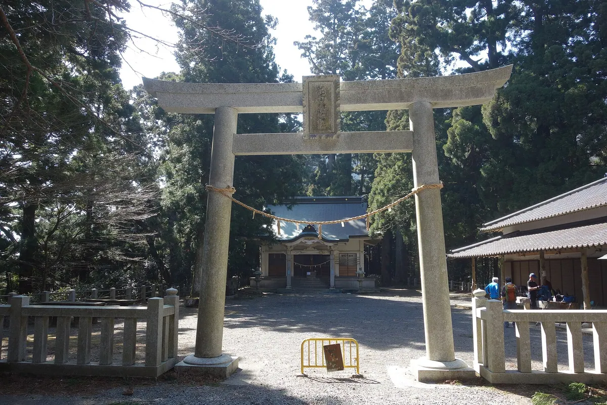 Hozumi Shrine (Shizuoka)