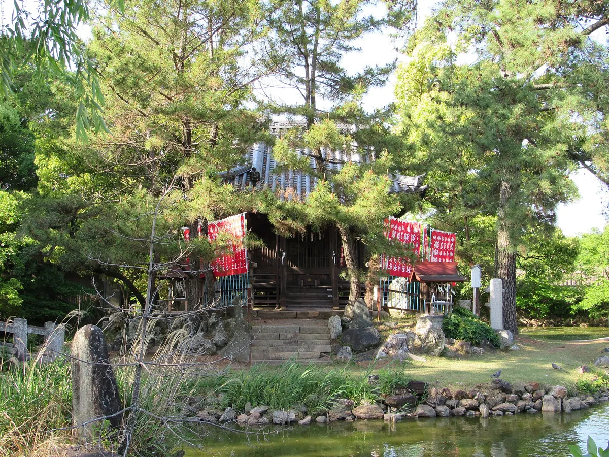 Minatochikushimabentensha Shrine