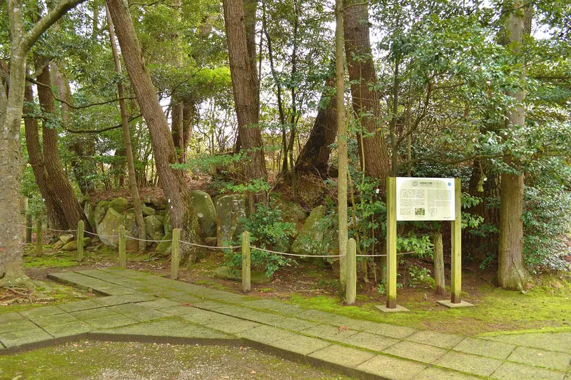 Mizuwakasu Jinja Kofun Cluster