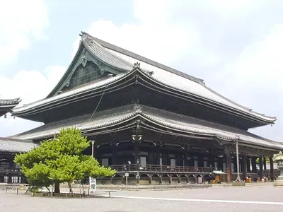 Hongan-ji Temple