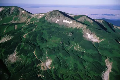 Mount Mitsumatarenge