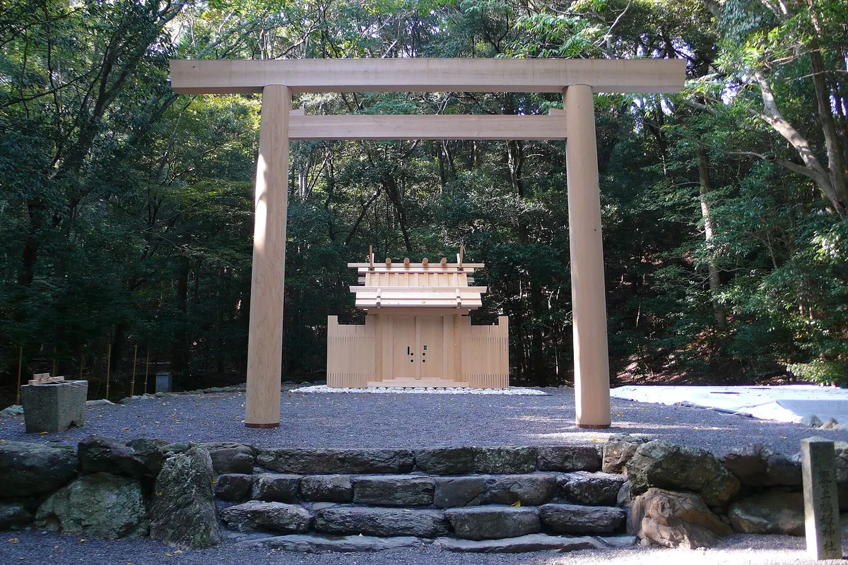 Aedohashihime Shrine