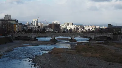 Shichijo Bridge