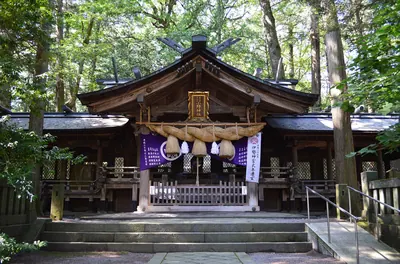 Ono Shrine & Yahiko Shrine