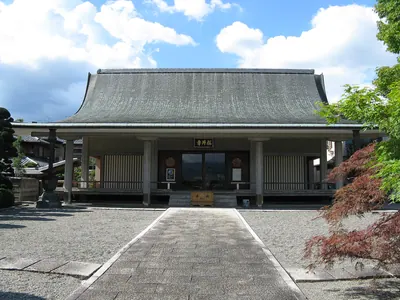 Sakurai-ji Temple