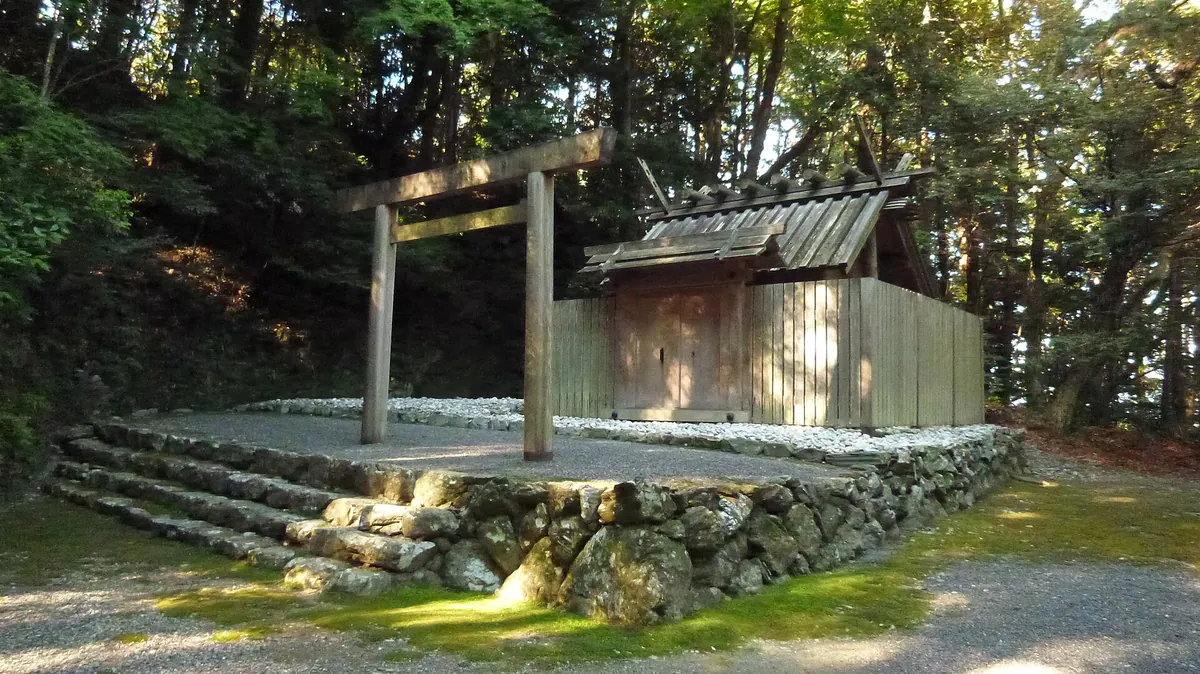 Kamo Shrine (Tamaki)