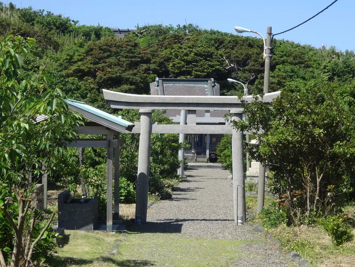 Toga Shrine