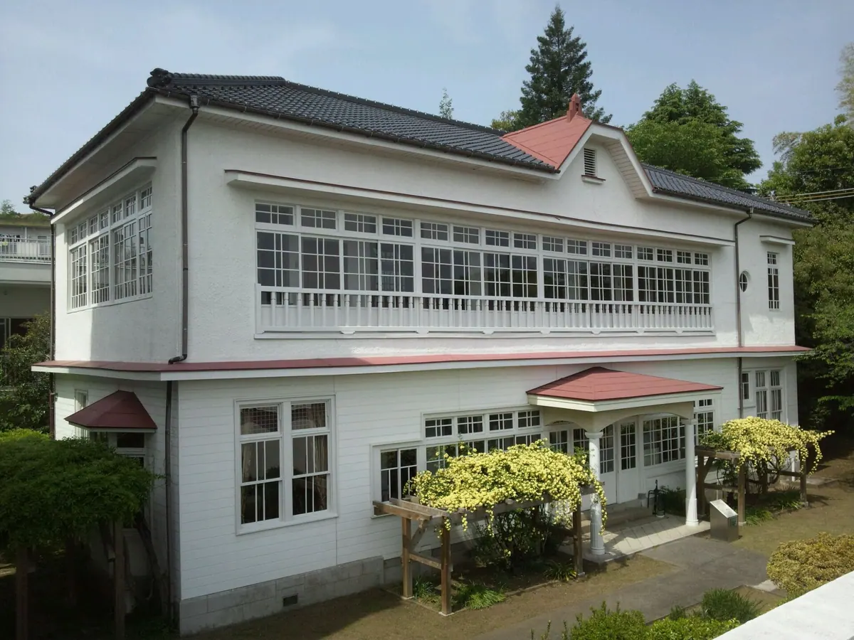 Riddell-Wright Memorial Hall