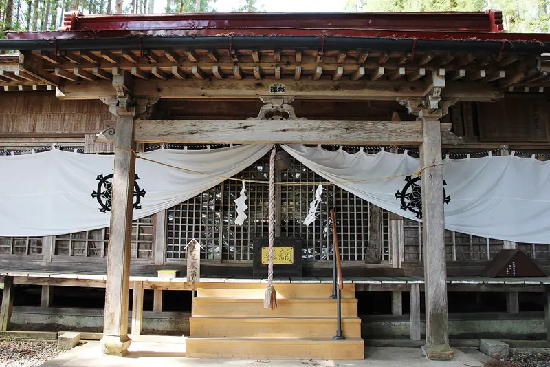 Iizuna Shrine
