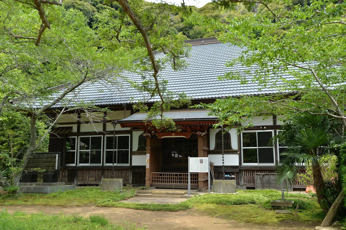 Shinzenkō-ji Temple