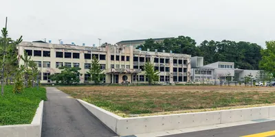 Kadonowaki Elementary School
